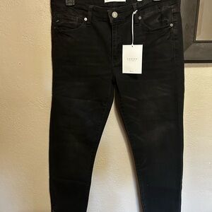 KanCan Women's Black Mid-rise Slim Fit Jeans